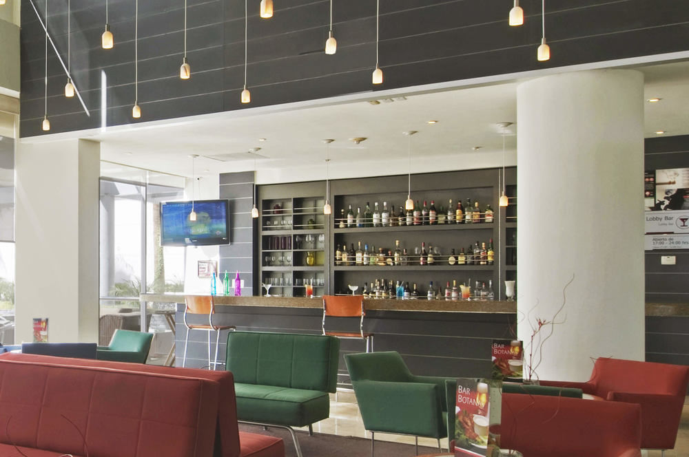 Fiesta Inn Torreon Galerias Exterior photo